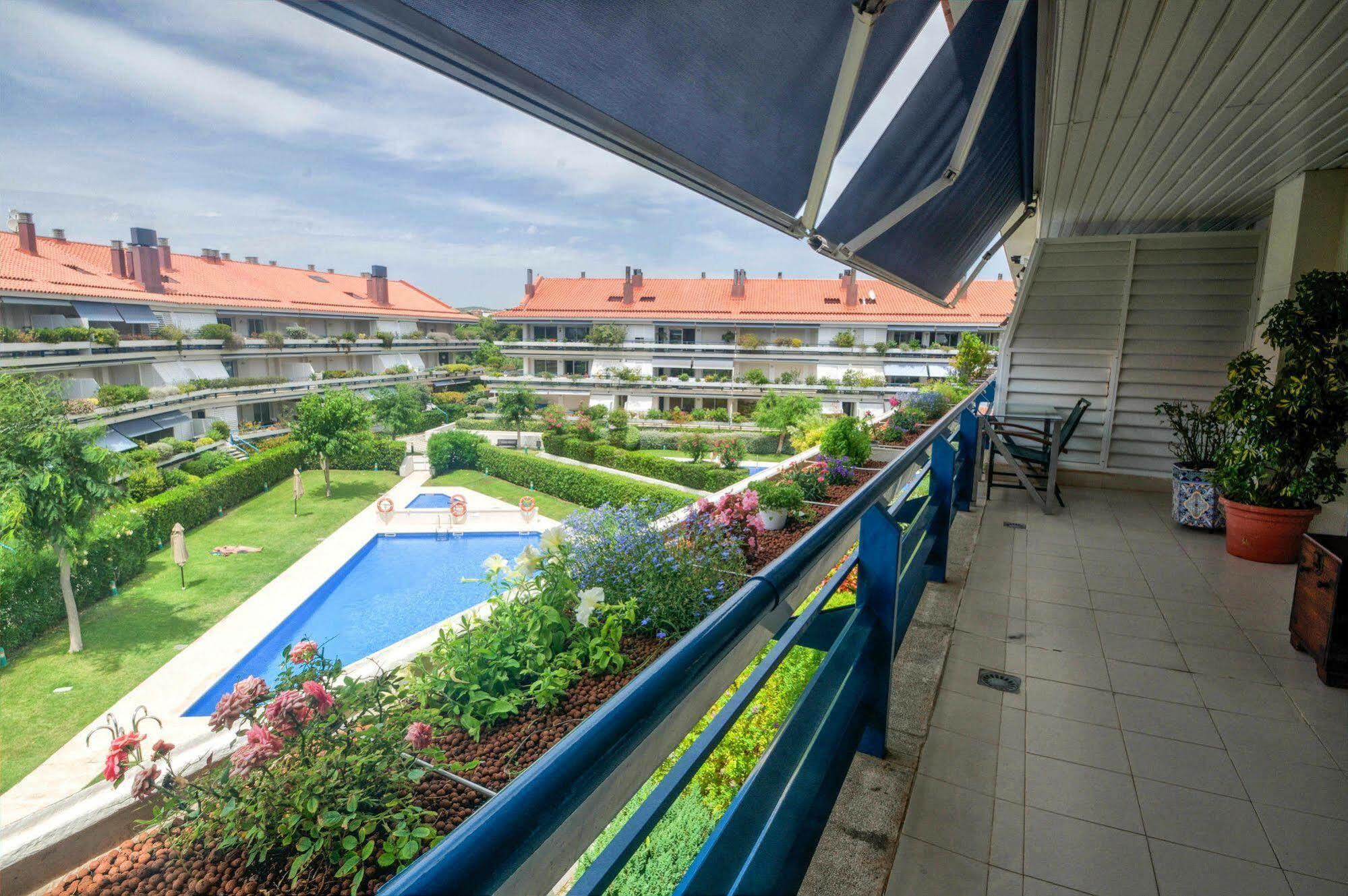 Duplex Park De Mar Apartamento Sitges Exterior foto