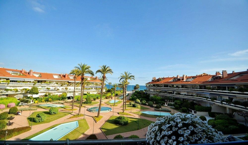 Duplex Park De Mar Apartamento Sitges Exterior foto